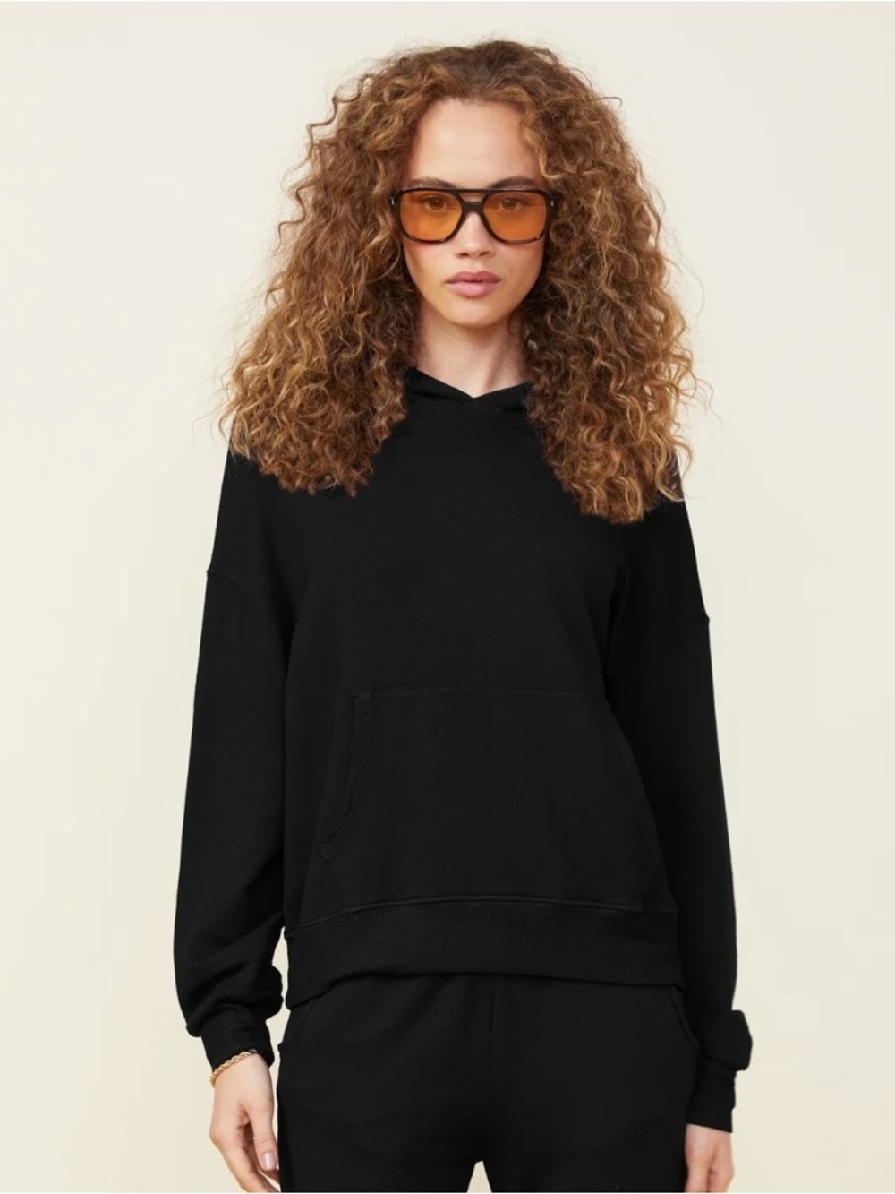 Monrow Women’s Black Super Soft V~Neck Fleece Pullover Sweatshirt Sz S - Picture 9 of 9